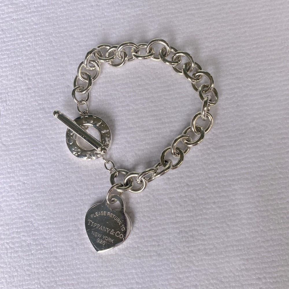 Tiffany’s toggle bracelet